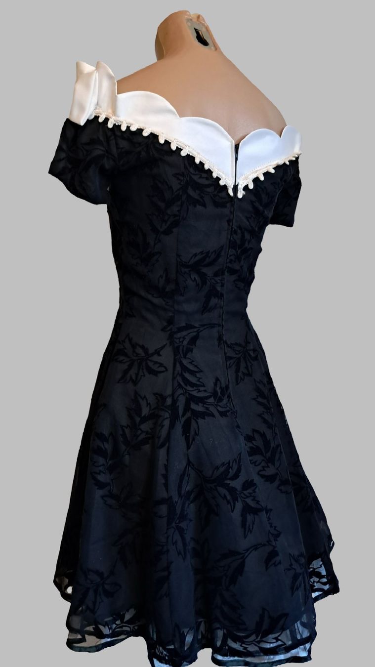 Vestiti: Abendkleid schwarz schimmernd Tanzkleid Gr. S – Usato da Uerikon venduto da Jeanne04 1