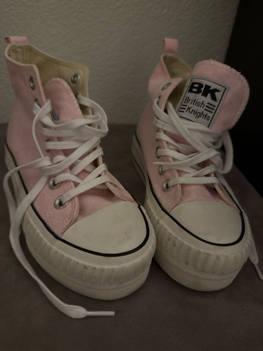 Converse Scarpe da donna: Sneacker 36 – Usato da Niederlenz venduto da SaraMK6
