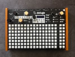 Synthstrom Deluge (OLED Display), mit case
