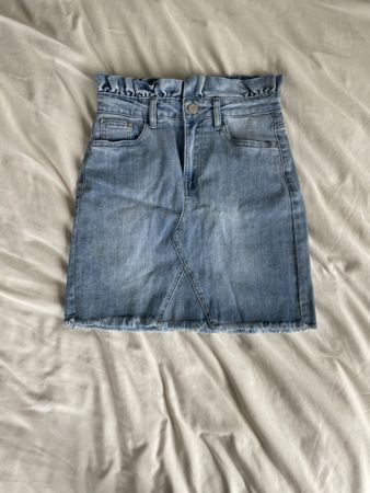 Jeansrock in hellblau, Gr XS, neuwertig für den Sommer