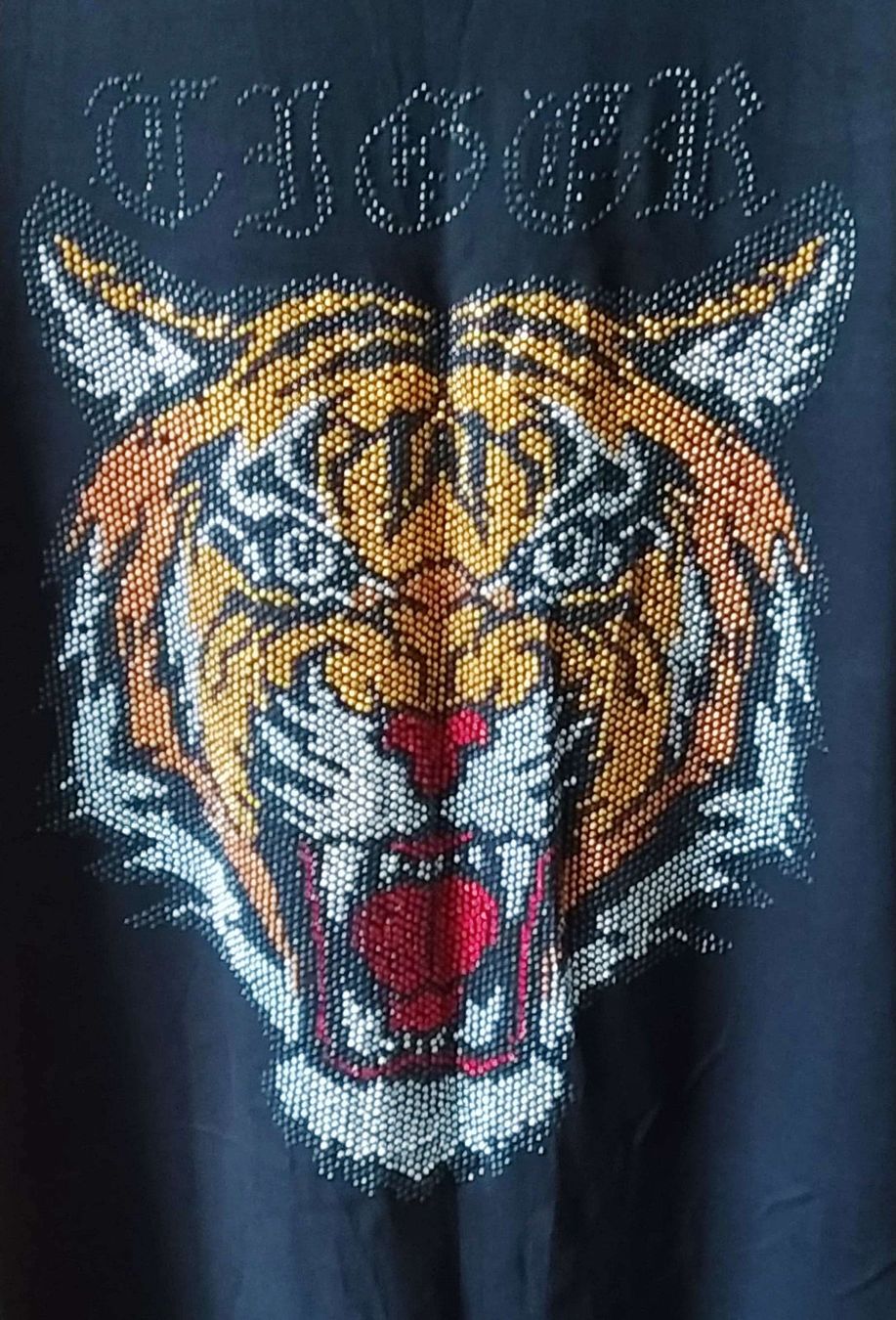 T-shirt: T-Shirt mit Strass Muster  - Grösse M - – Nuovo (secondo la descrizione) da Zürich venduto da 1-2-3-Kaufen 1