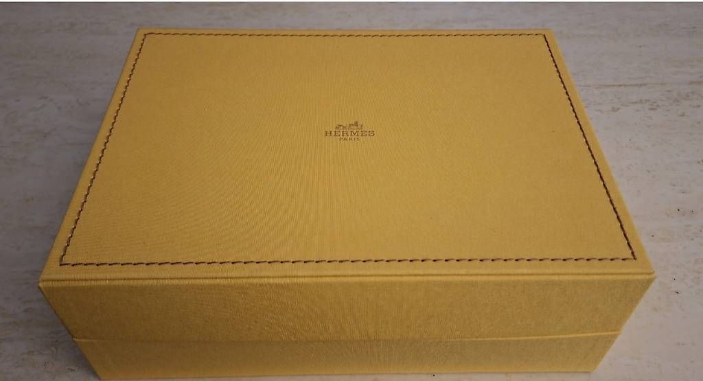 Altro per la casa: Boîte Hermès Paris originale  grand format – Usato da Pully venduto da Dede1958