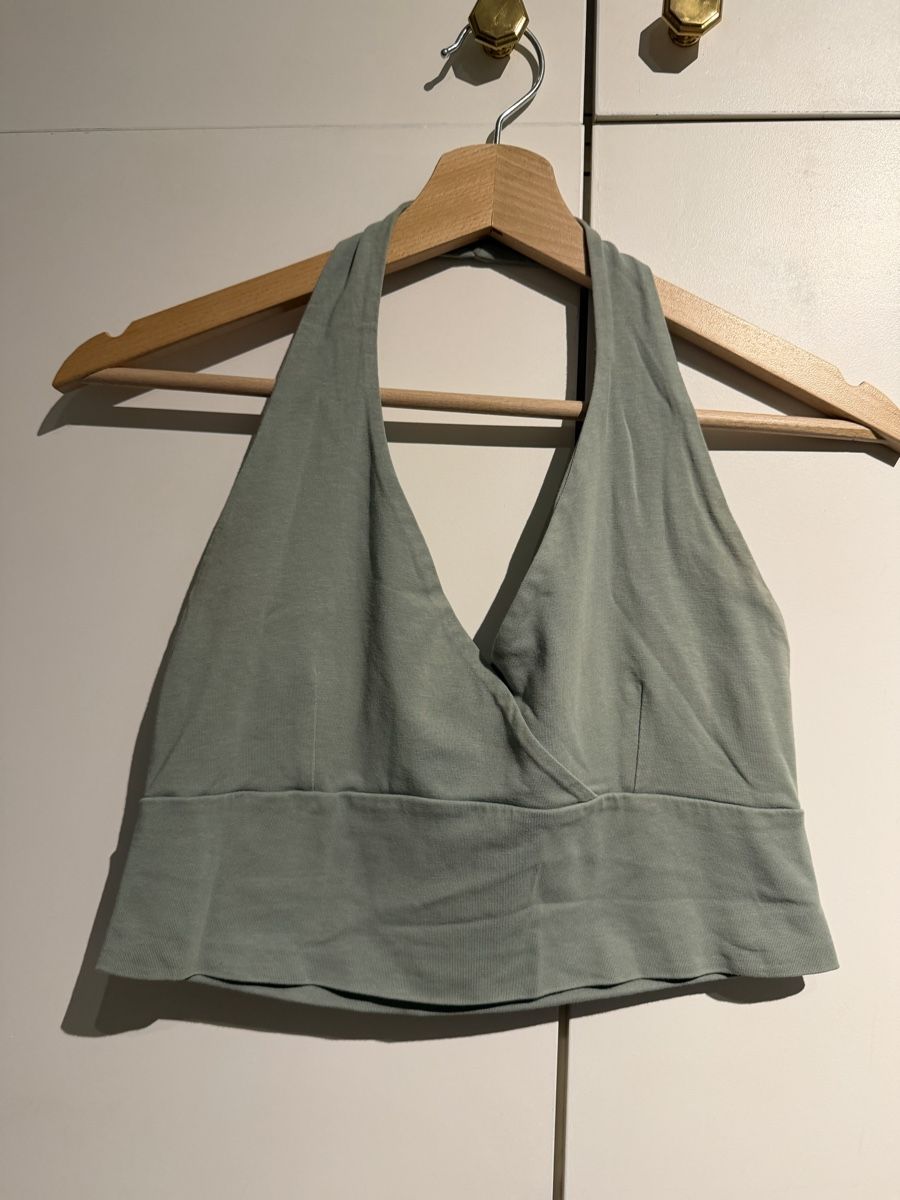 Top: Top Subdued vert pale - M – Usato da Genève venduto da sar_852v