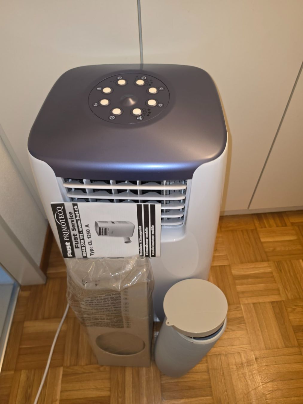 Klimageräte: Klimaanlage – Gebraucht aus Dällikon von jac_t7p2 7