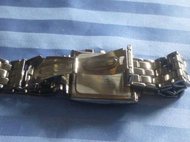Uhren: TIME FORCE Quarz Uhr – Gebraucht aus Hinwil von Glasperlen 8
