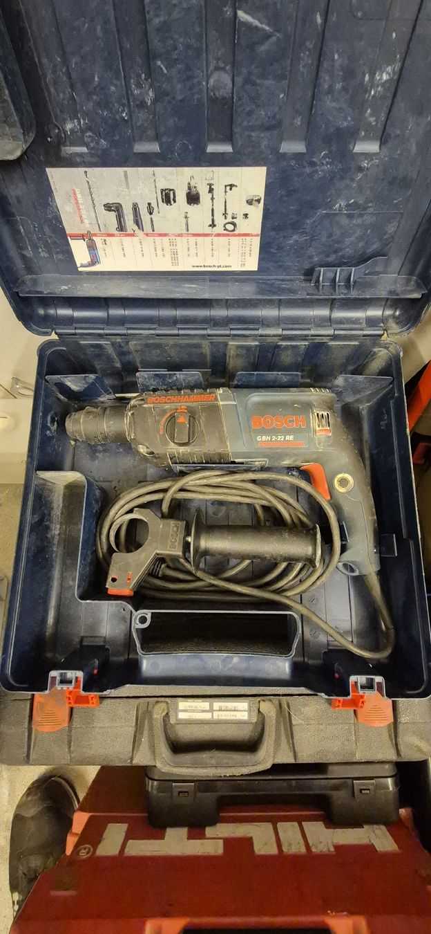 Bosch Trapani: Bosch Schlagbohrmaschine – Usato da Hinwil venduto da Beasly01
