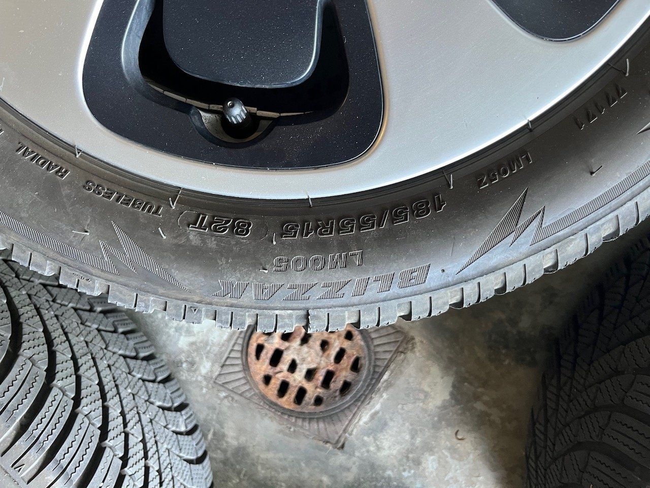 Fiat Pneumatici & Ruote complete: Winterräder Fiat 500e – Usato da Hausen AG venduto da Genner01 1