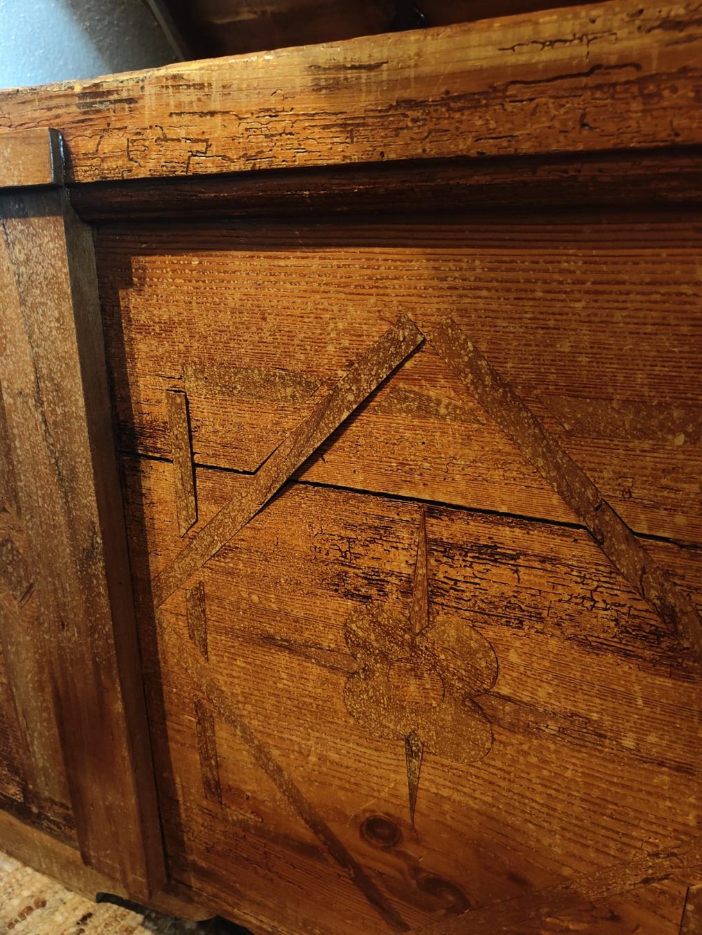 Cassapanche: Holztruhe antik – Usato da Zürich venduto da sel_wnt5 5