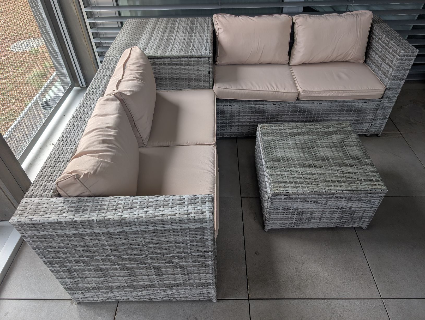 Set de table et chaises: Gartenlounge inkl. Sitzpolster – D'occasion à Langnau i. E. par appnic 1