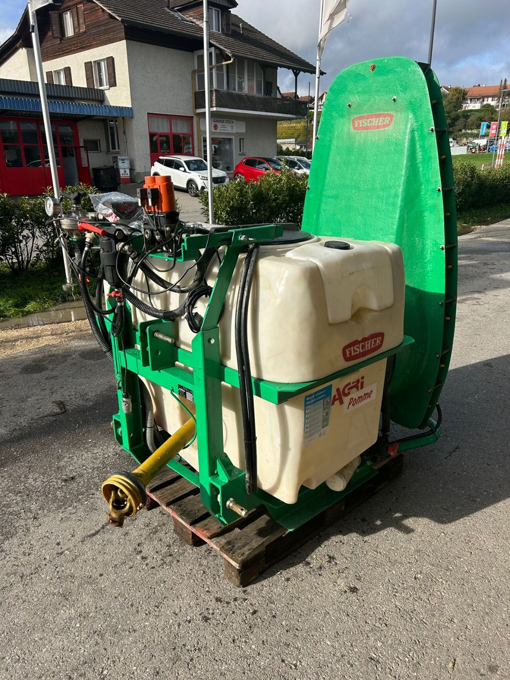 Tutte le macchine: Fischer Spritze, Gebläsespritze – Usato da Walperswil venduto da Flo32 3