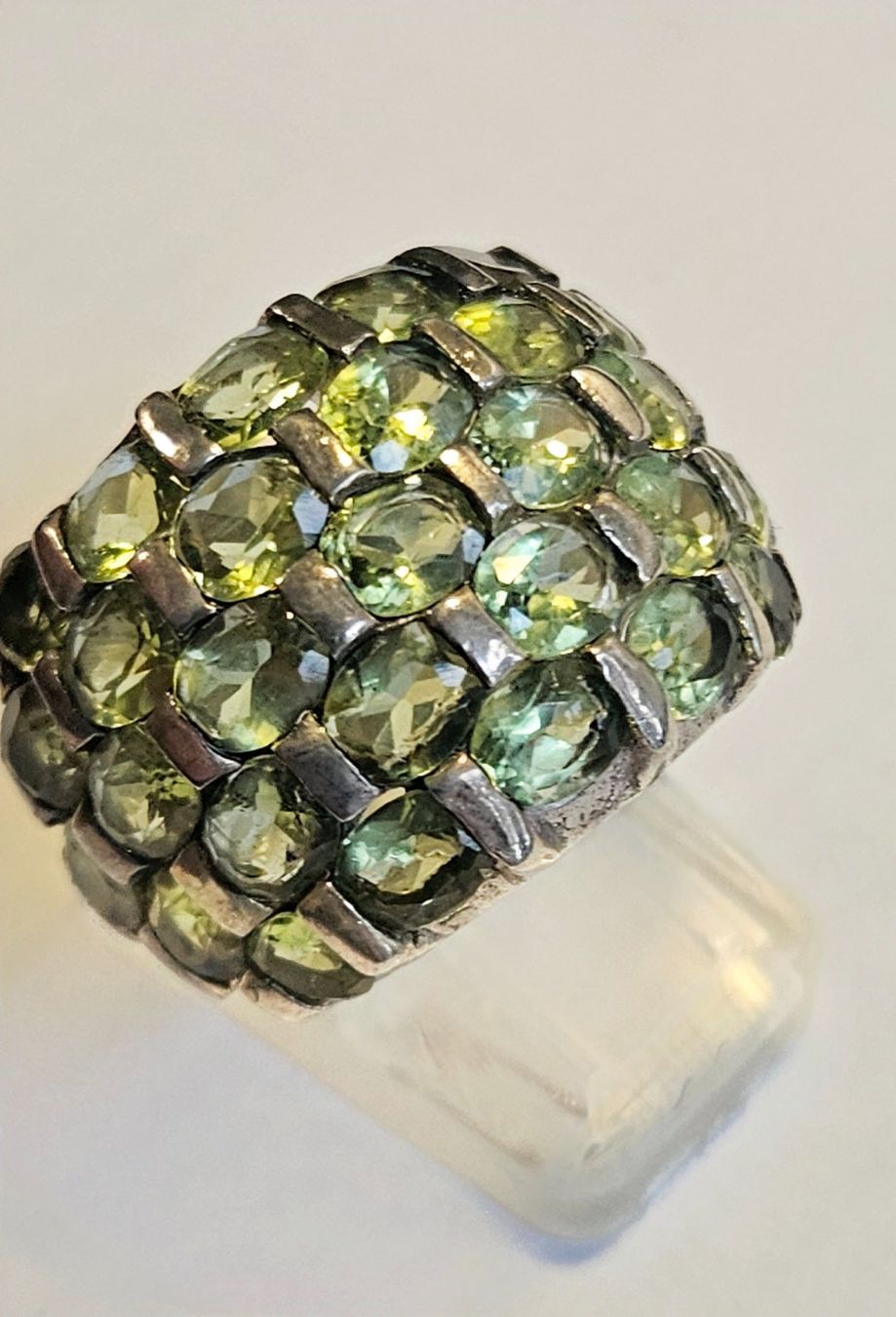 Anelli: Vintage Silberring mit grünen Peridot Steinen – Nuovo (secondo la descrizione) da Zürich venduto da adriben 1