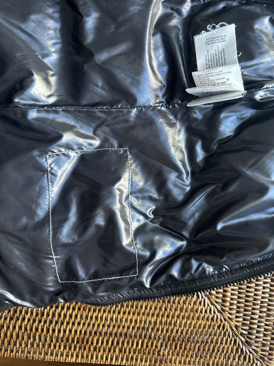 Moncler Jacken: Moncler black down jacket - size 3  – Gebraucht aus Langnau am Albis von bar_ml6k 3