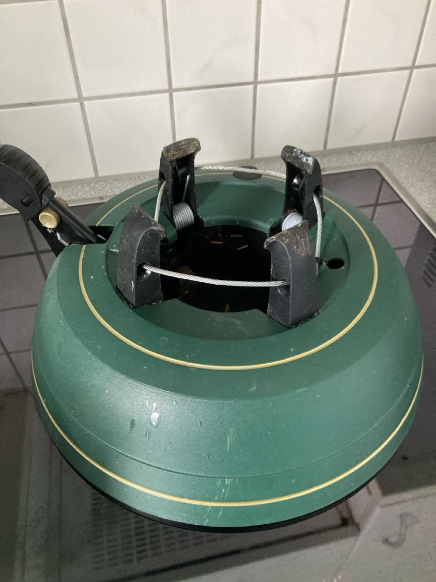 Krinner Christbaumständer: Weihnachtsbaumständer – Gebraucht aus Brugg AG von Regenbogenfisch01 1