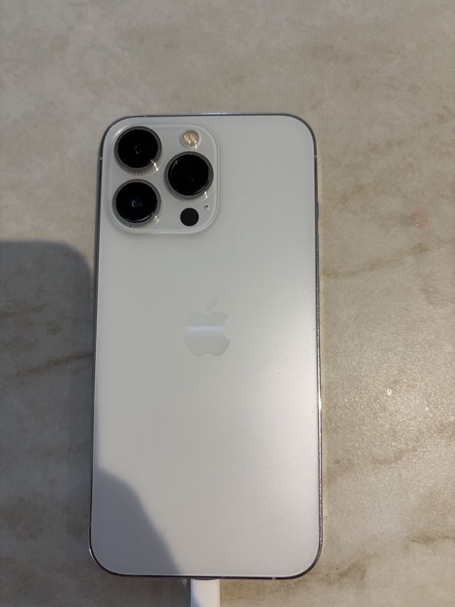 Apple Handys / Smartphones: iPhone 13 Pro / 256 GB – Gebraucht aus Barzheim von domieighteen 3