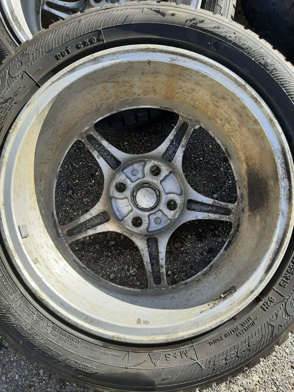 Pneus & Kompletträder: Räder 185/55R15 – Gebraucht aus Steg im Tösstal von Tedy10 2