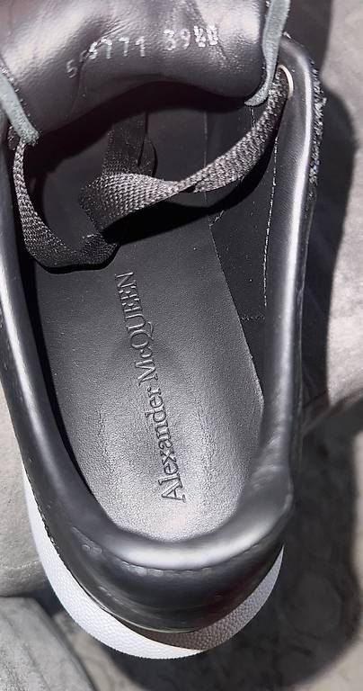 Alexander Mcqueen Scarpe da donna: Alexander McQueen Glitter Oversized Sneaker – Usato da Sigirino venduto da p_m_9zwg 3