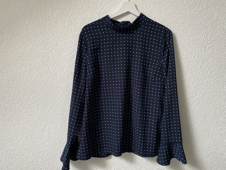 OPUS Bluse, Gr. 42,  dunkelblau mit Pünktchen, sehr schön