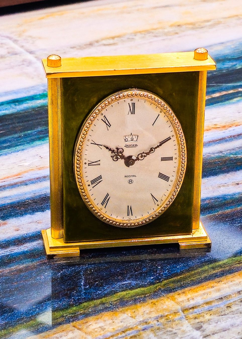 Jaeger-Lecoultre Wecker: Jaeger Le-Coultre Tischwecker mit grünem Jade – Gebraucht aus Lugano von R.Riccardo 3