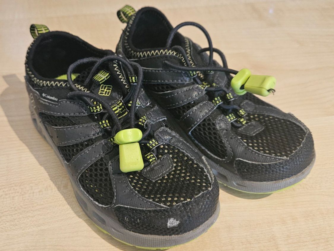 Columbia Scarpe per ragazzi: Kinderschuhe Columbia, Grösse 27 – Nuovo (secondo la descrizione) da Jona venduto da ASMARADO