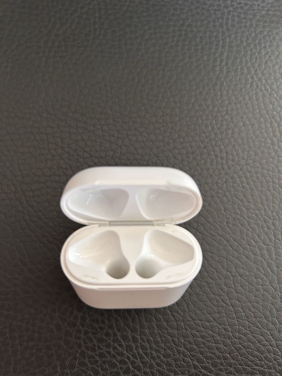 Apple Casques audio: Apple AirPods 2 – D'occasion à Luzern par manzen11 4