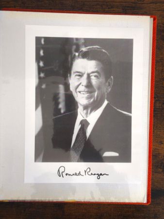 Autographisches und geschriebenes Album – Reagan – Al-Fayed
