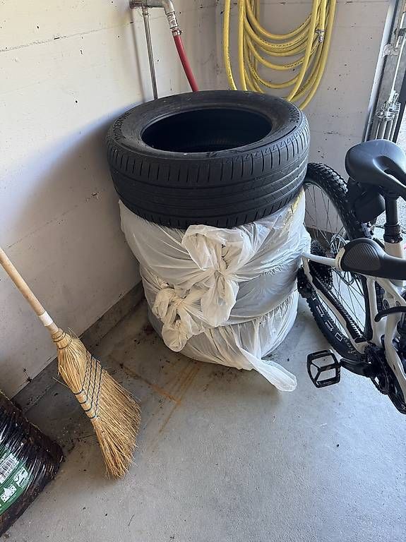 Pneumatici & Ruote complete: Pneu 225/55R17 97W – Usato da Appenzell Steinegg venduto da Ovianis 3