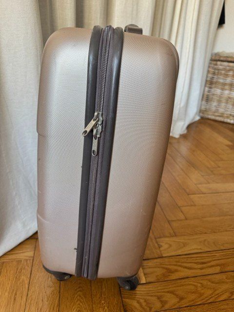 Reisekoffer: Kabinenkoffer – Gebraucht aus Zürich von na_ch 1