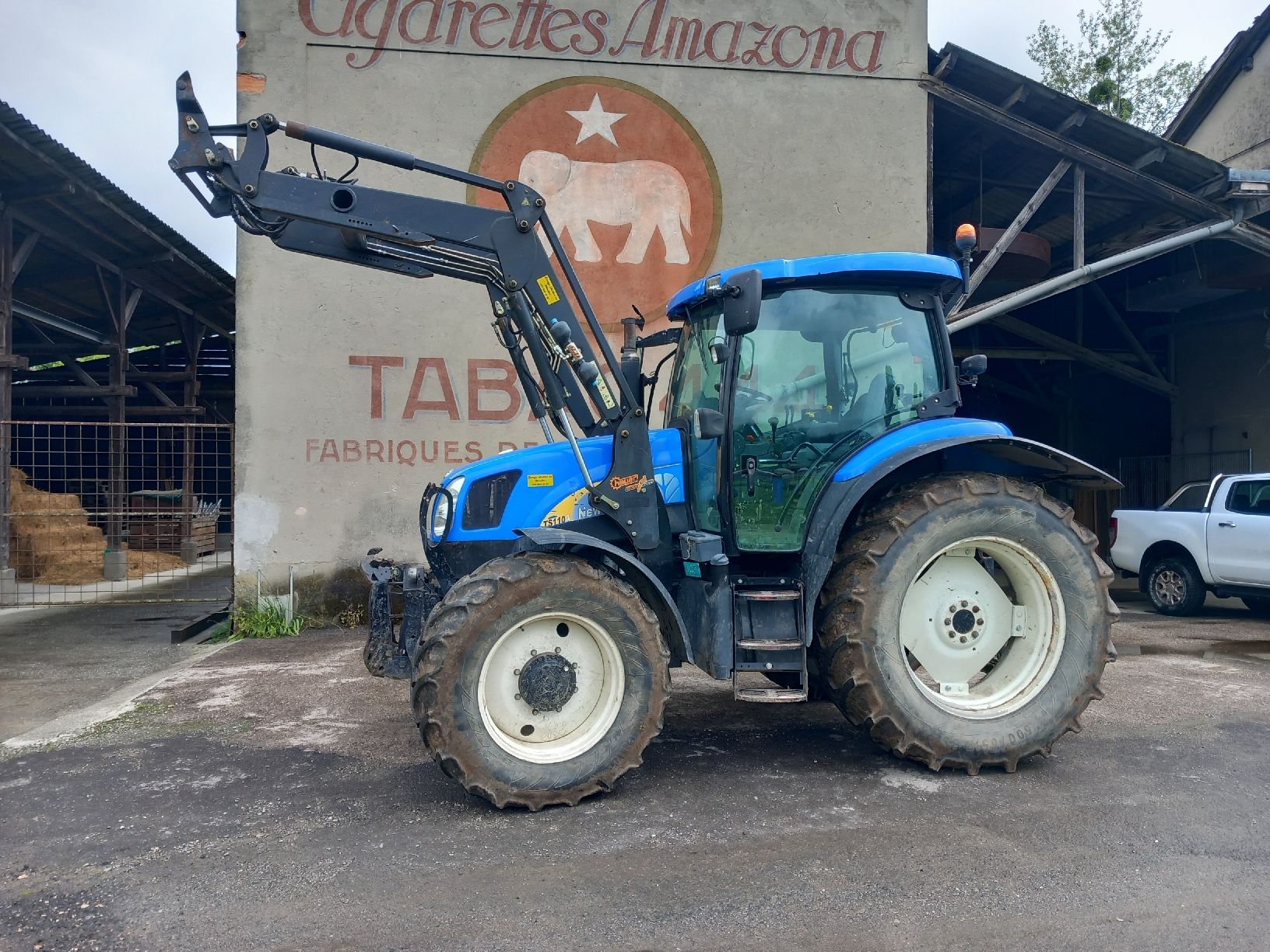 New Holland Traktoren: New Holland – Gebraucht aus Val-d'Illiez von cpe_92kc 4