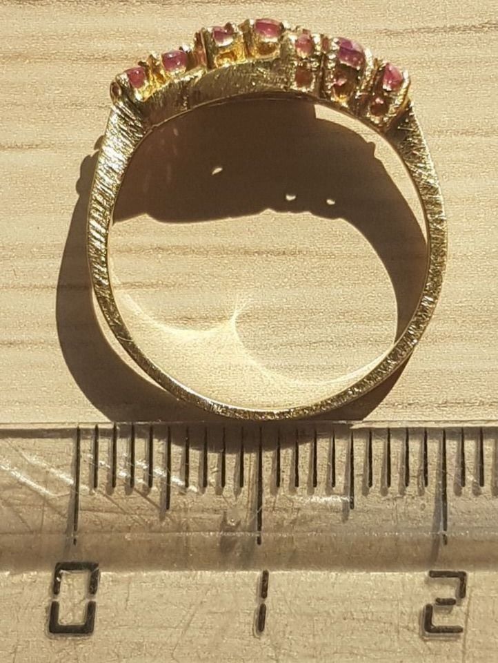 Bagues: Schöner Goldring mit 9 Rubinen – Neuf (Voir description) à Unterägeri par Altgoldschmuck 3