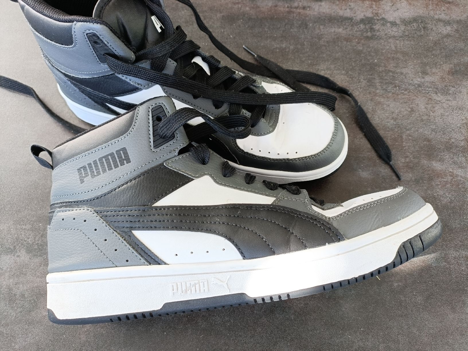 Puma Chaussures hommes: PUMA Sneaker knöchelhoch – Neuf (Voir description) à Gossau SG par scania1509