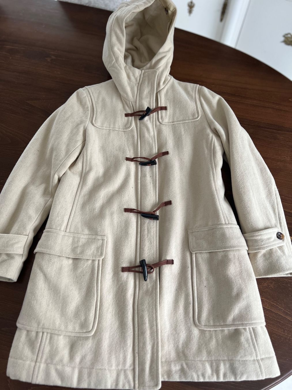 Peak Performance Mäntel: Peak Performance-Winter Wollmantel Beige Gr. M – Gebraucht aus Ebmatingen von Mistelu
