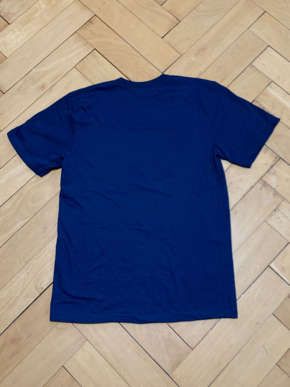 T-shirt: Vintage Y2K T-Shirt Cuba Sz L – Usato da Zürich venduto da le_souk 1