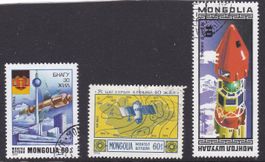 3 timbres Mongolie Espace fusée satellite 1976-79 obl.
