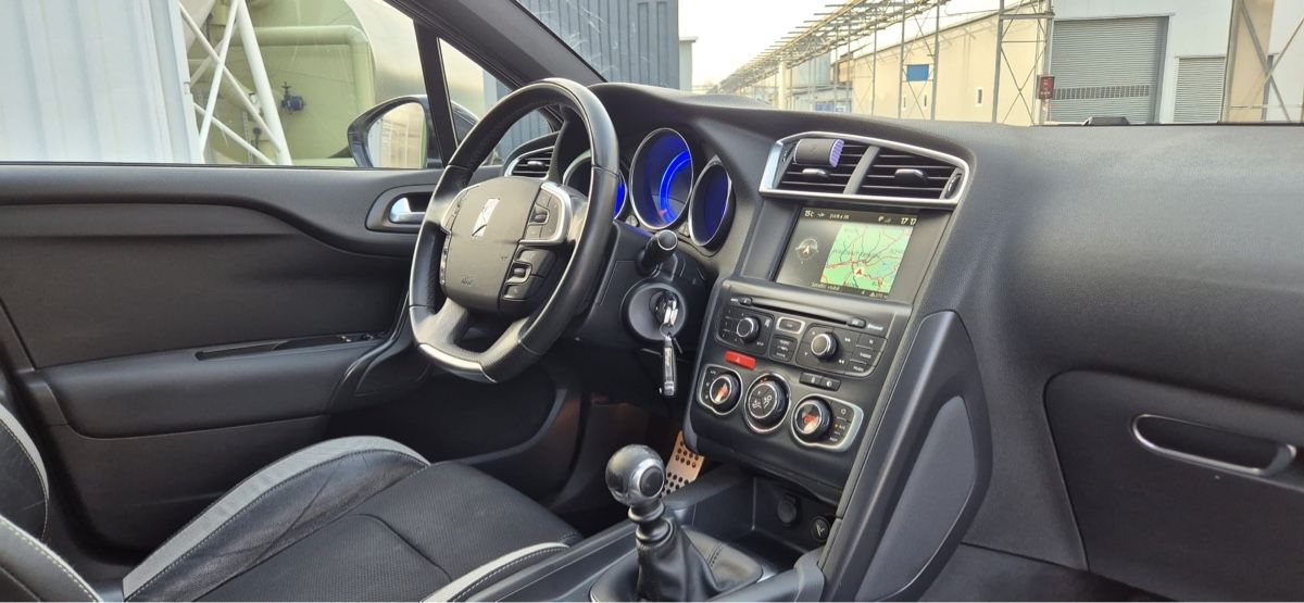 Citroën Automobili: CITROEN C4 DS4 1.6 HDI – Usato da Bülach venduto da _milziv 4