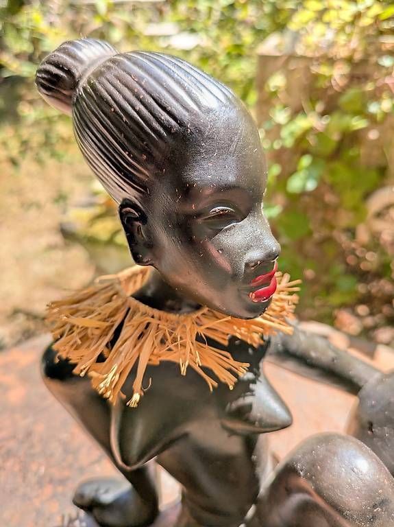 Skulpturen & Statuen: Gmundner Keramik Afrikanerin – Gebraucht aus Binningen von Smile-46 2