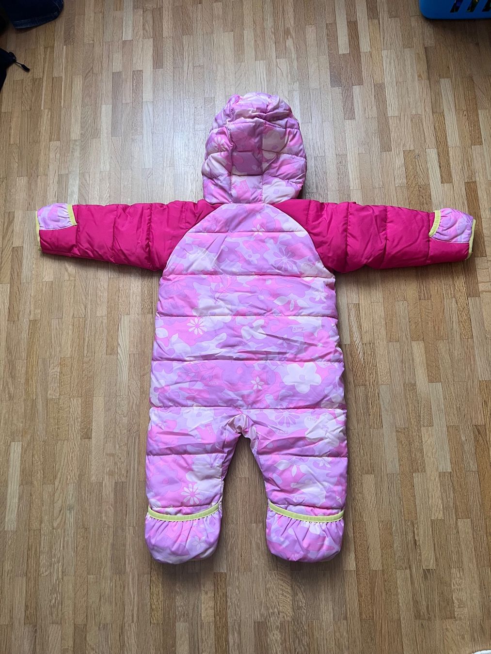 Levi's Completi: Levi’s Schneeanzug/Overall Gr. 80 – Usato da Wallisellen venduto da Kyoscsaj 1