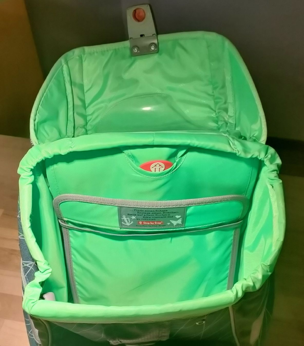 Step by Step Kindertaschen: Step by Step Schulthek Set Fussball – Gebraucht aus Speicher von Indigoblau_3 2