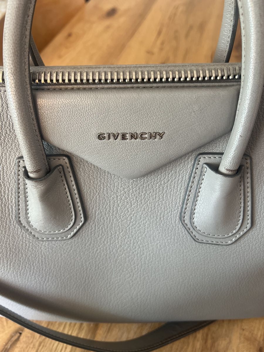 Givenchy Taschen für Damen: Elegante Givenchy Antigona Handtasche, Grau, Medium – Gebraucht aus Horgen von mavi08 1