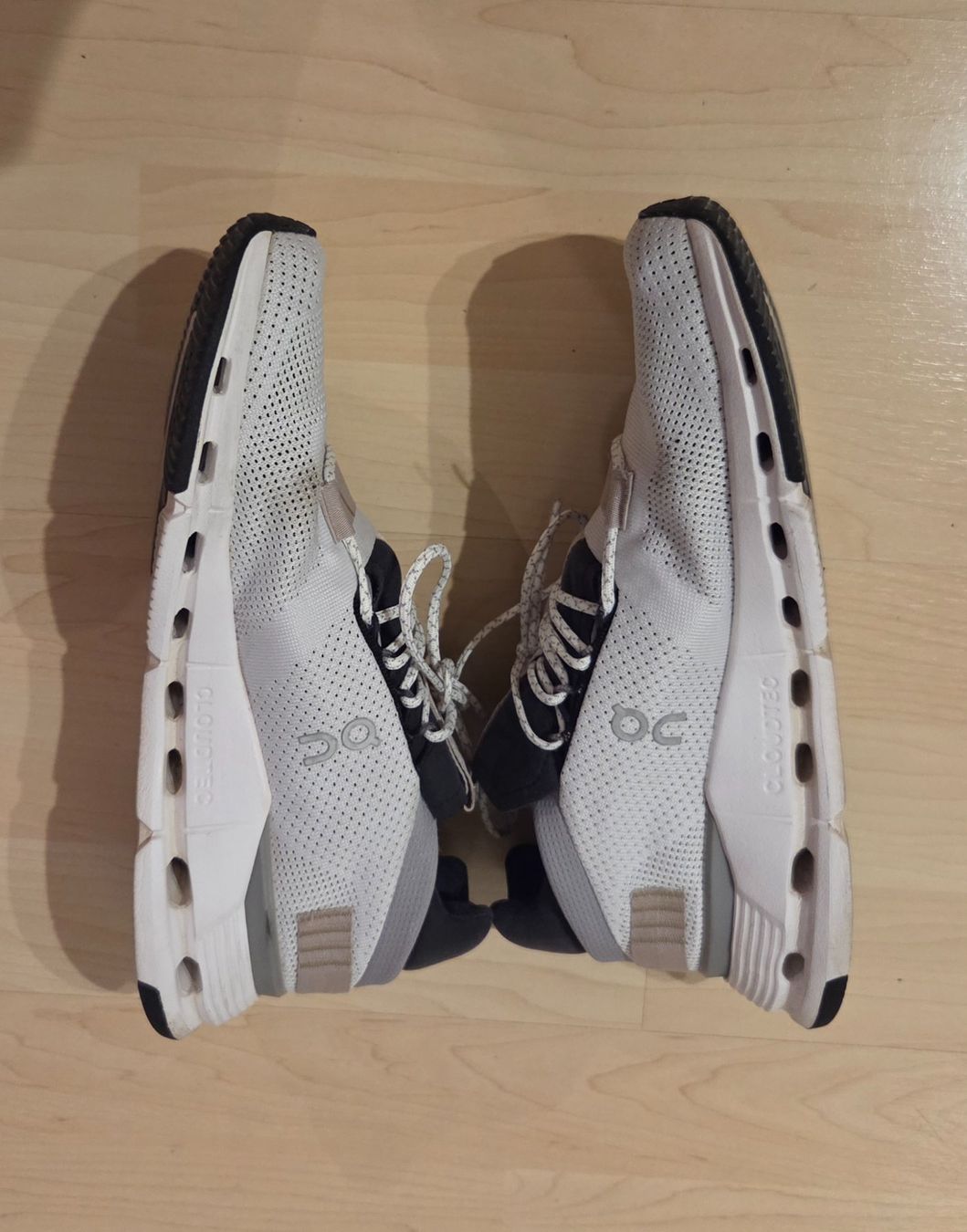 On Damenschuhe: ON-Schuhe "Cloudnova" (Grösse 40.5) – Gebraucht aus Zürich von wile_coyote 1