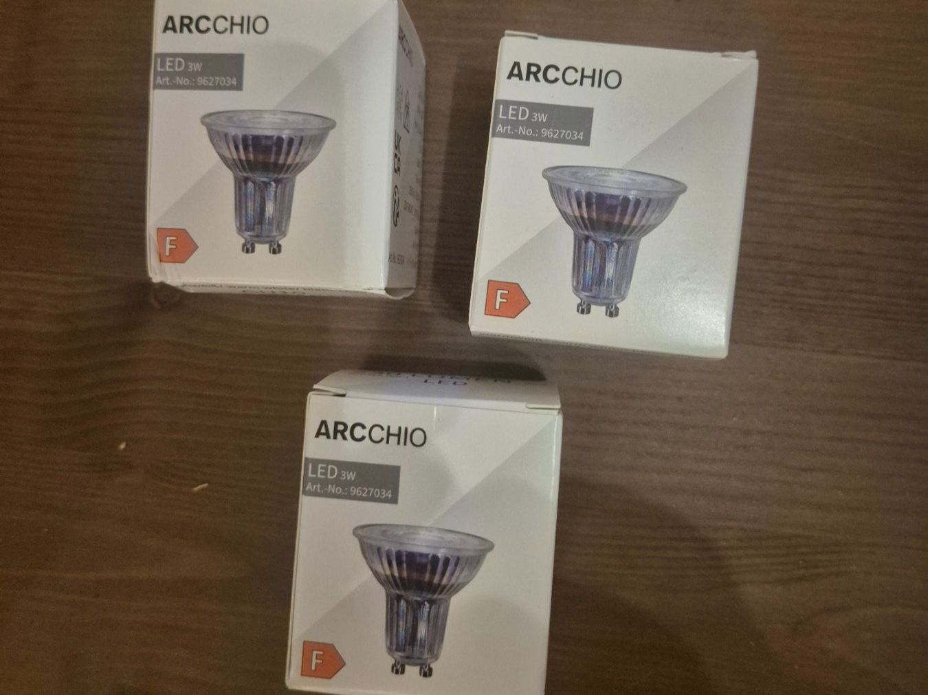Kronleuchter & Deckenlampen: 3 spots noir projecteur avec ampoule – Gebraucht aus Villeneuve VD von Floriang2 3