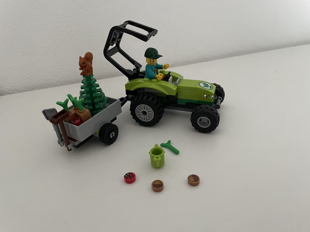 Lego Giocattoli: Lego City Traktor – Usato da Chur venduto da Tsambiko 6