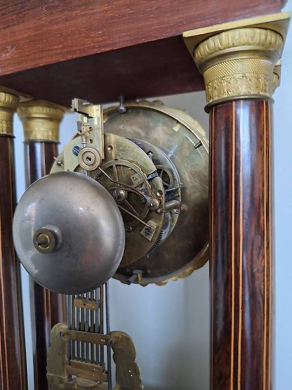 Stand- & Wanduhren: Pendule à colonnes style Empire – Gebraucht aus Bevaix von tor_5z8m 3