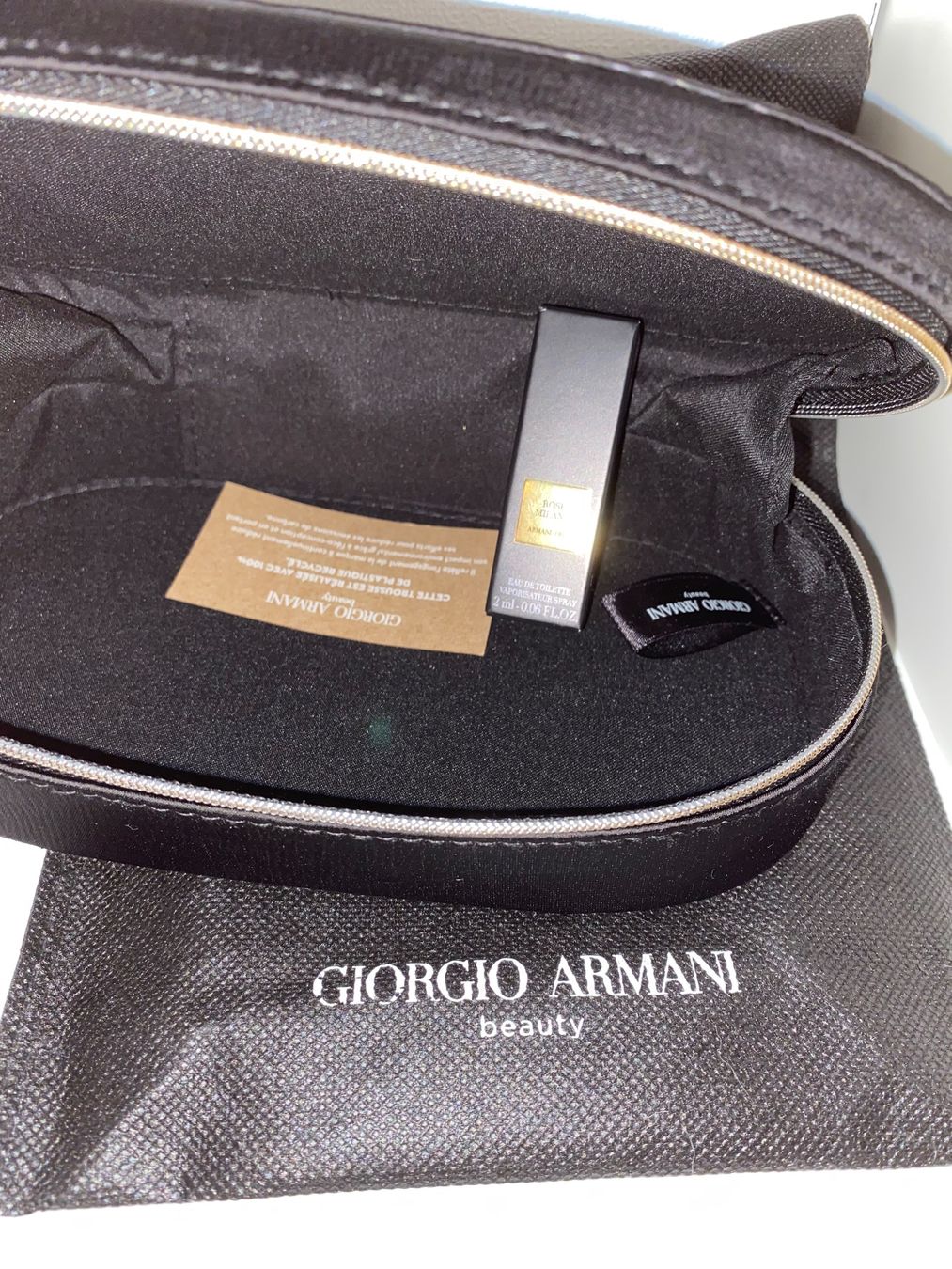 Custodie per cosmetici: Duo Giorgio Armani – Nuovo e nell'imballaggio originale da Bouveret venduto da wes_7zll 1