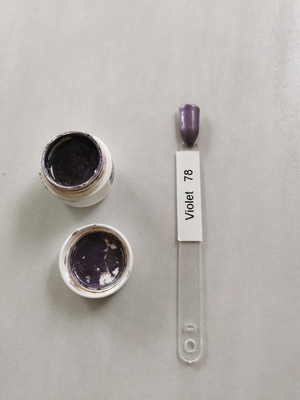 Künstliche Fingernägel: Farbgel "violet" – Gebraucht aus Malters von Wahni81
