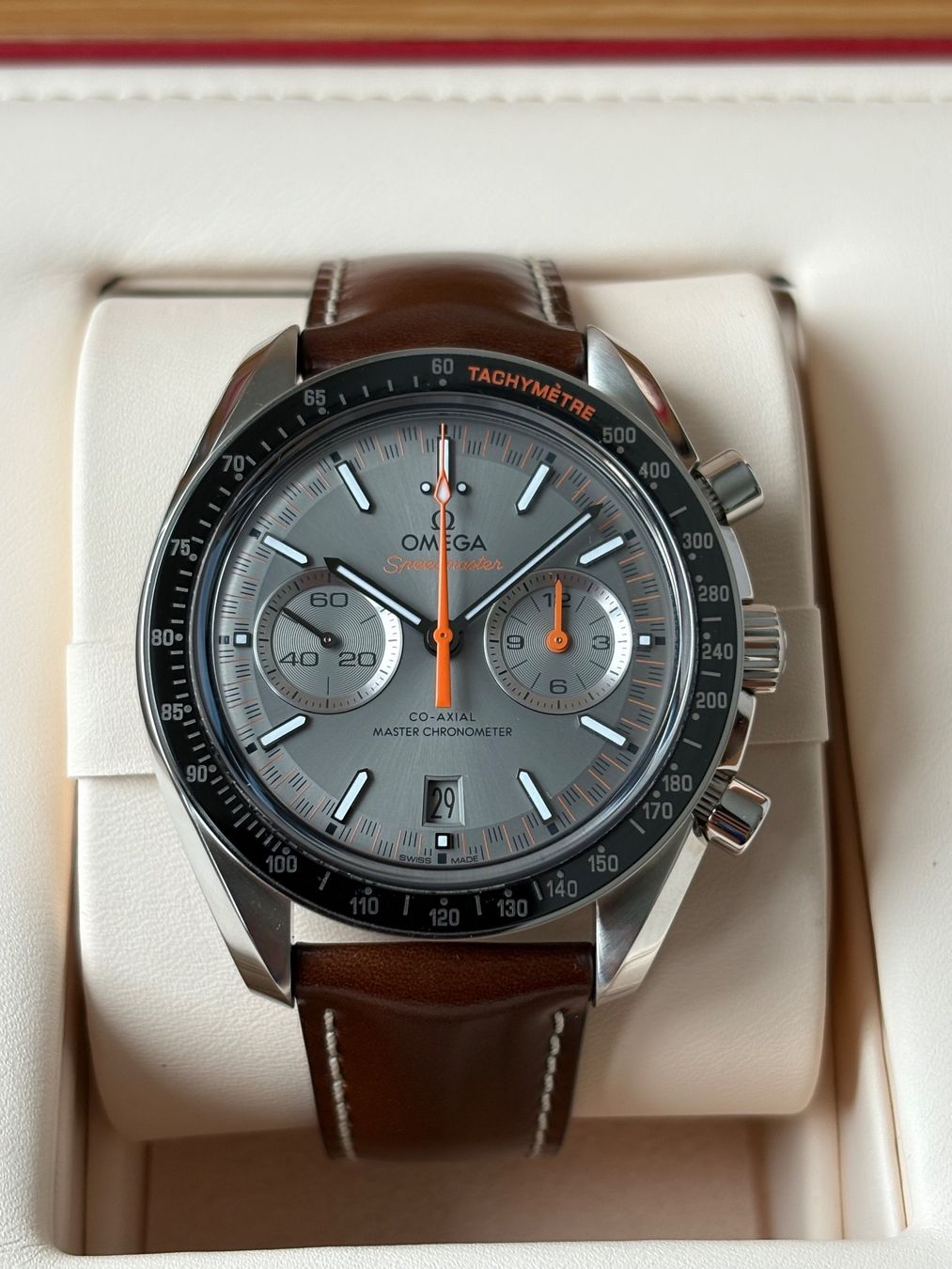 Omega Uhren: OMEGA Speedmaster Racing Fullset mit Garantie – Gebraucht aus Birsfelden von Mynos