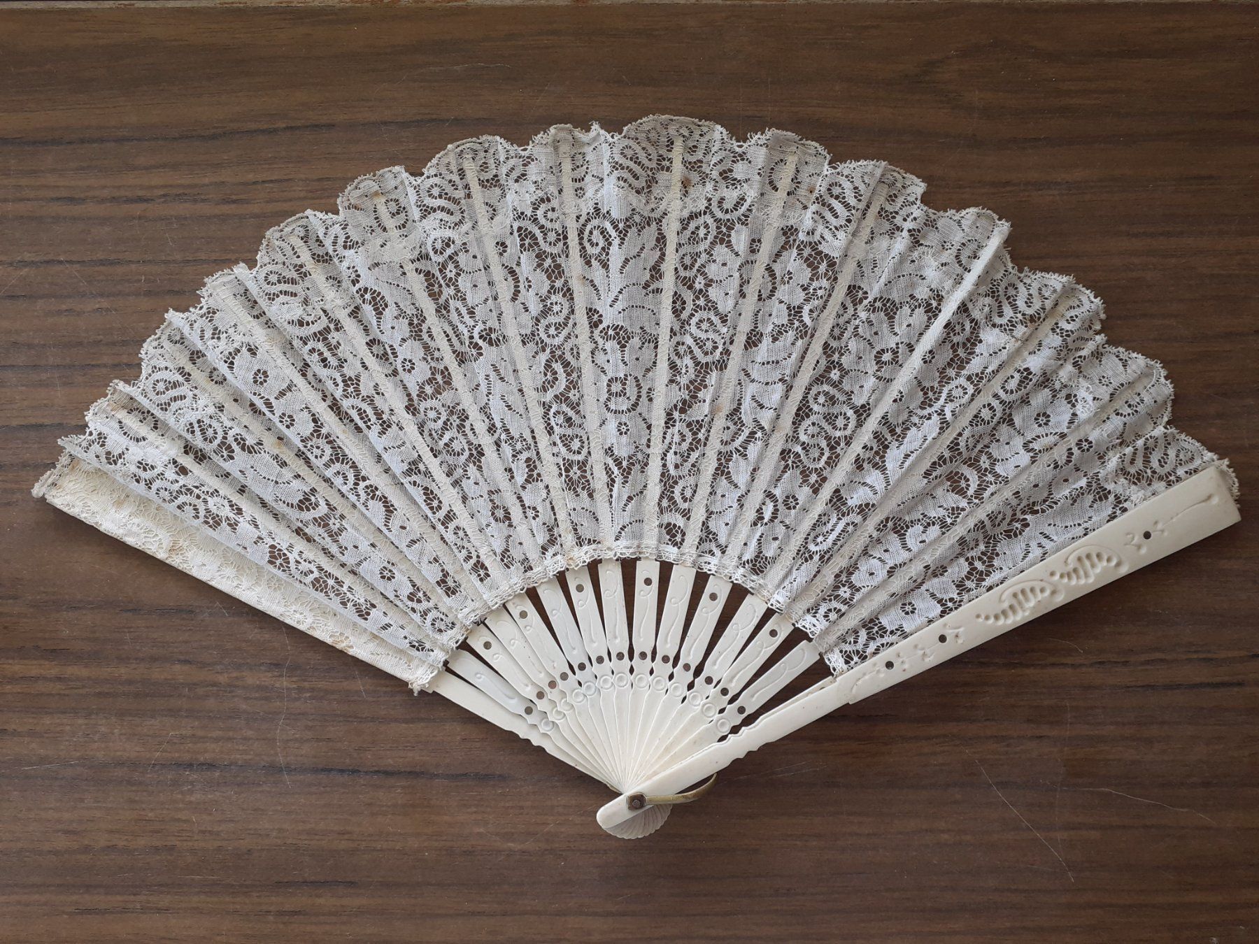 Tutte le decorazioni: Fächer antik Spitze 1900 – Usato da Mörschwil venduto da antiksalon21 8