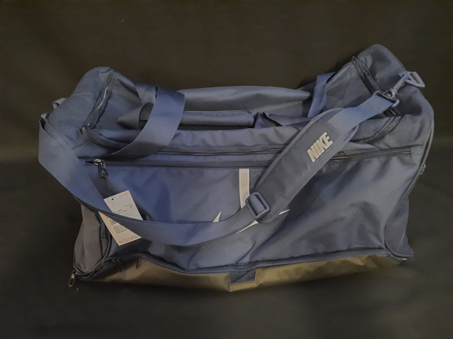 Nike Borse: NIKE ACADEMY Team Tasche – Nuovo (secondo la descrizione) da Beinwil am See venduto da Restwert_Beinwil
