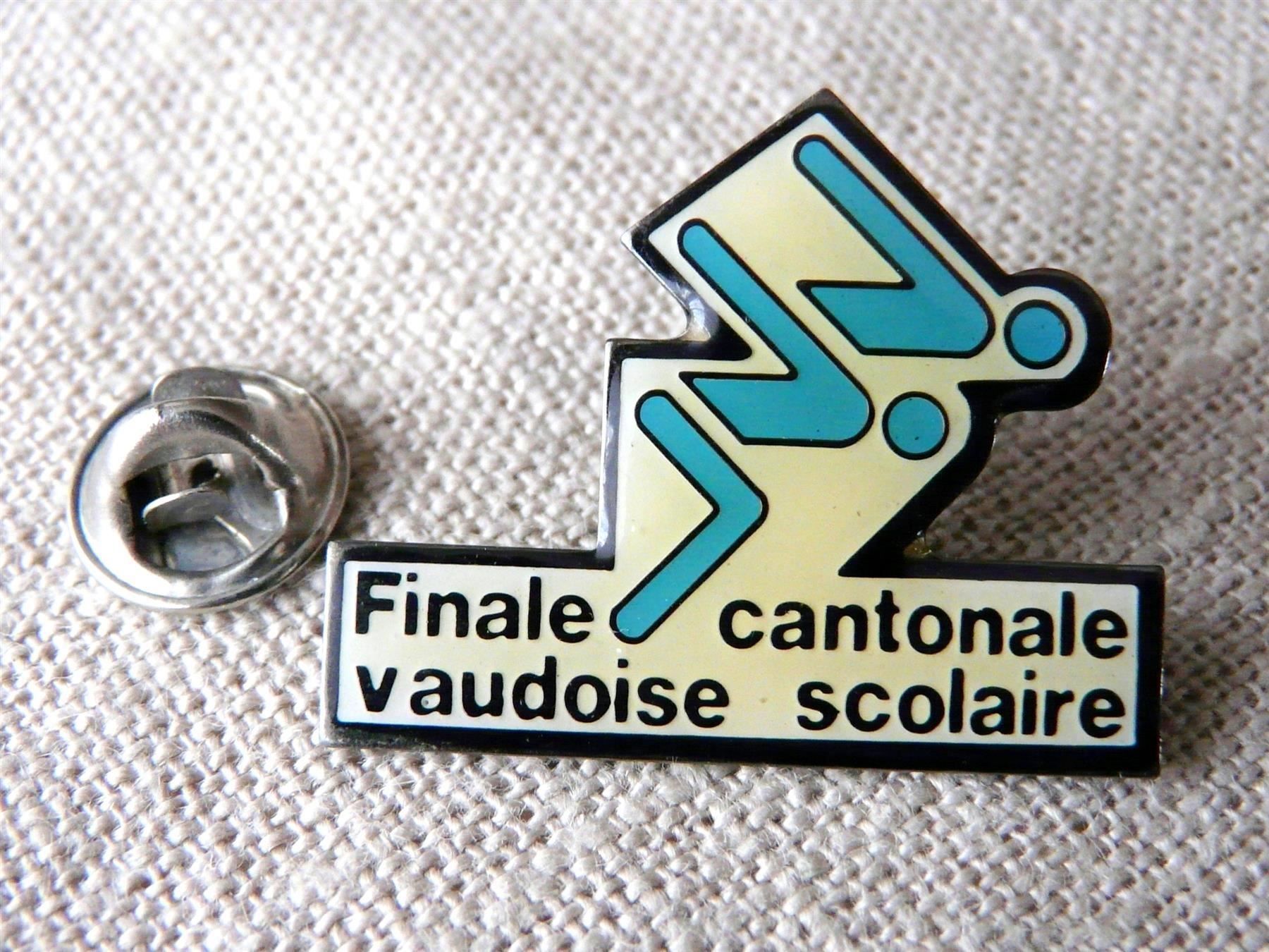 Placchette & Badge: • Finale cantonale vaudoise natation nageurs  - pin E1.36 – Usato da Pully venduto da websurfer1