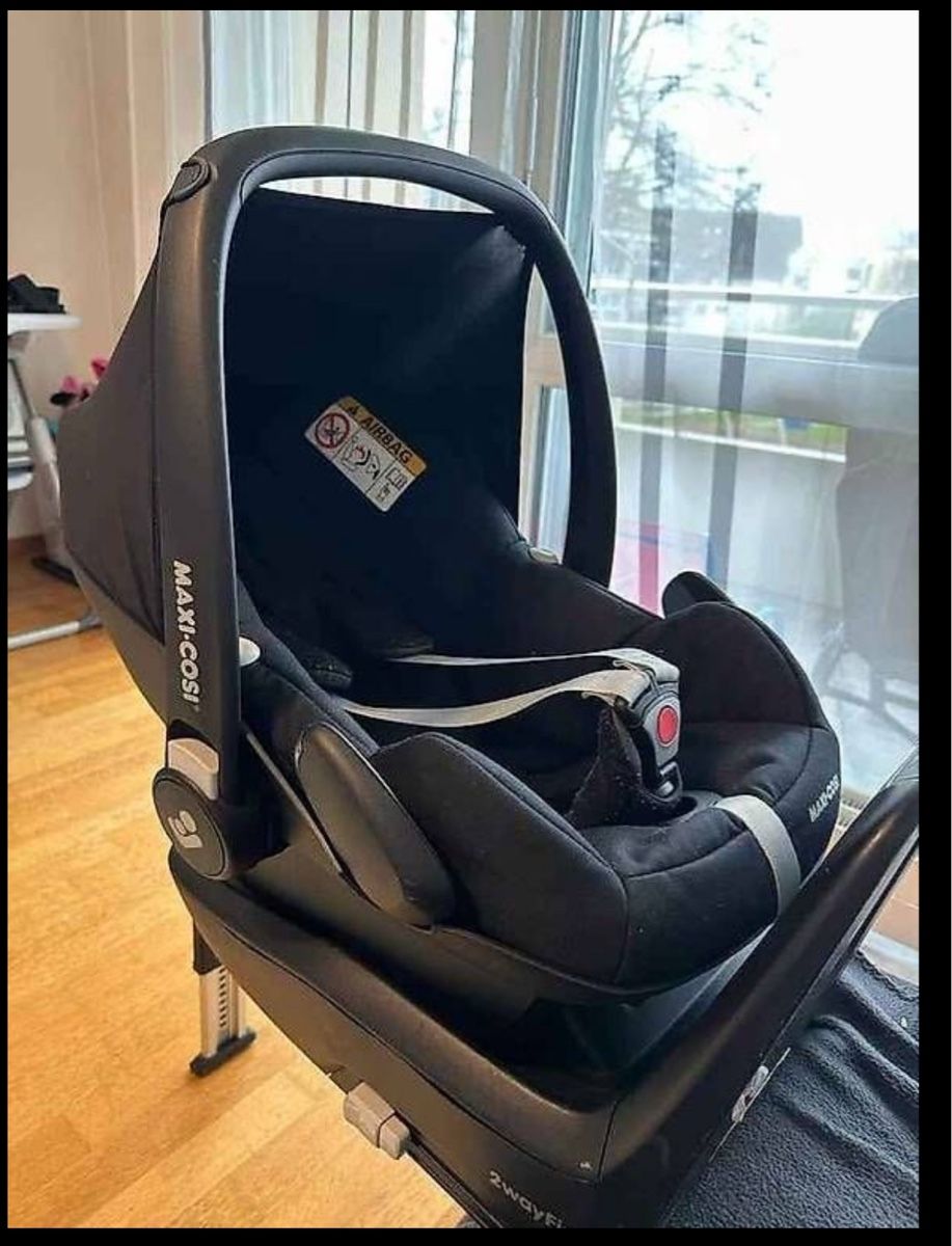 Auto-Kindersitze: Maxi-Cosi 2wayFix Base + Car Seat Set! 40 chars – Gebraucht aus Schindellegi von nan_727n