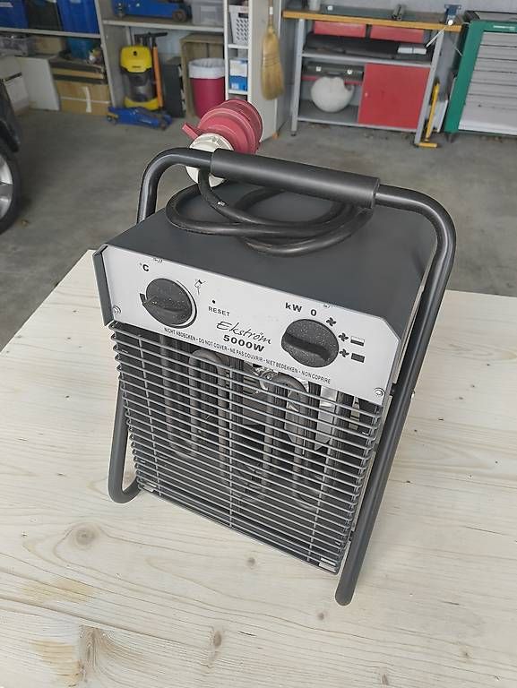 Heizgeräte: El. Heizlüfter 400V – Gebraucht aus Wolfhalden von Snaegi 2